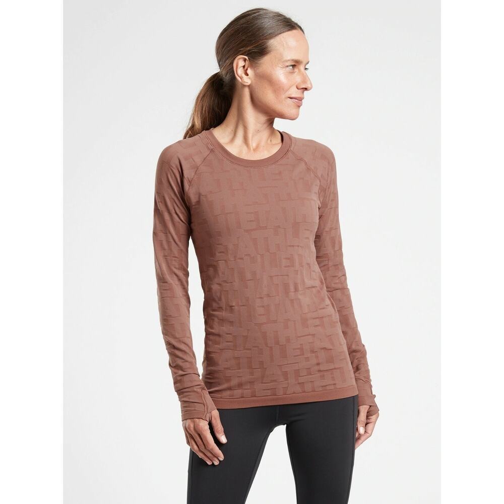 Athleta Momentum Seamless Top Logo in Hearth Rose Logo - Size: Small